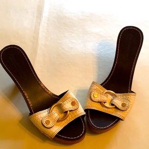 BCBGMAXAzRIA Sandals